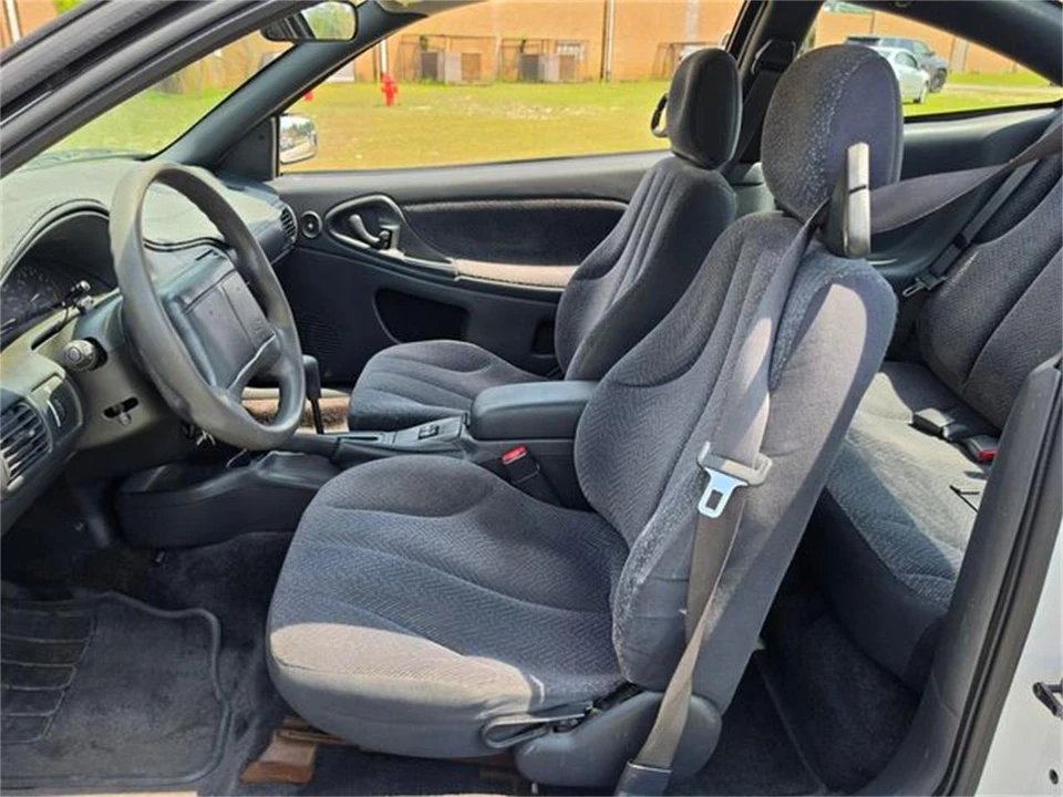 2002 Chevrolet Cavalier - Image 15 of 31