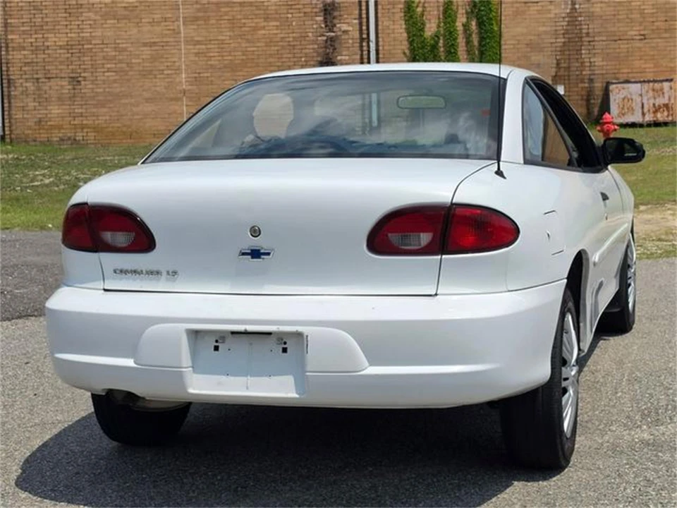2002 Chevrolet Cavalier - Image 8 of 31