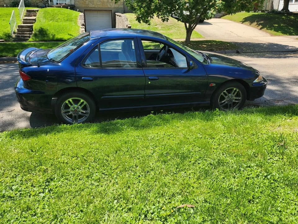 2002 Chevrolet Cavalier - Image 3 of 14