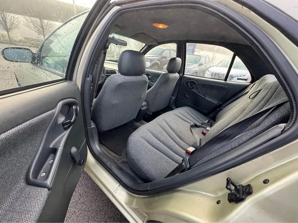 2002 Chevrolet Cavalier - Image 12 of 19