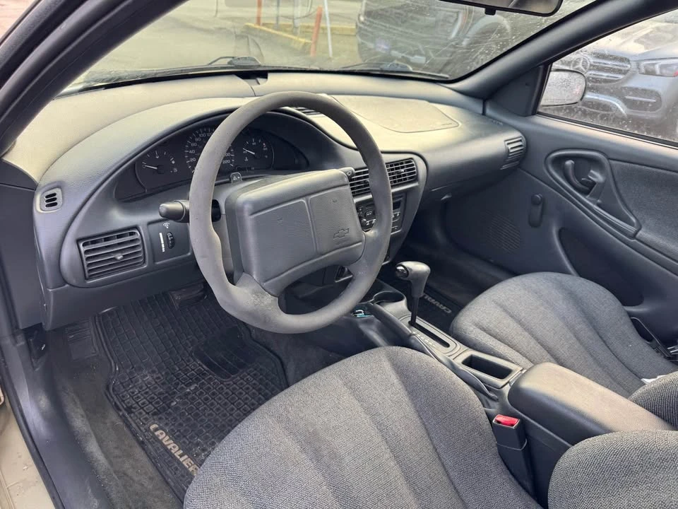 2002 Chevrolet Cavalier - Image 9 of 19