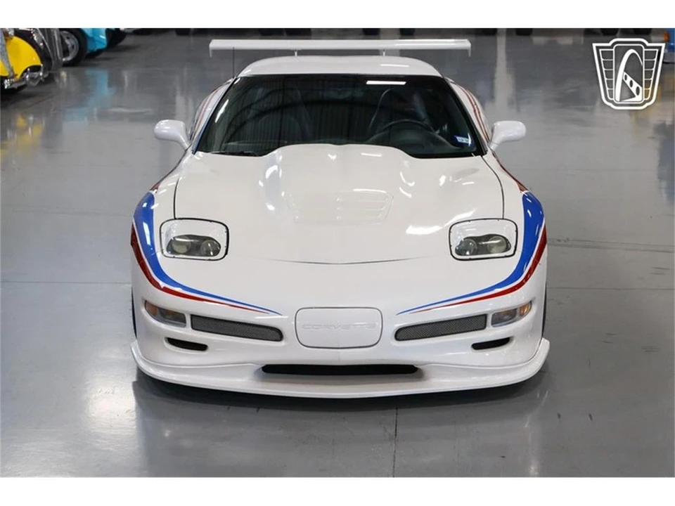 2002 Chevrolet Corvette C5 - Image 3 of 31