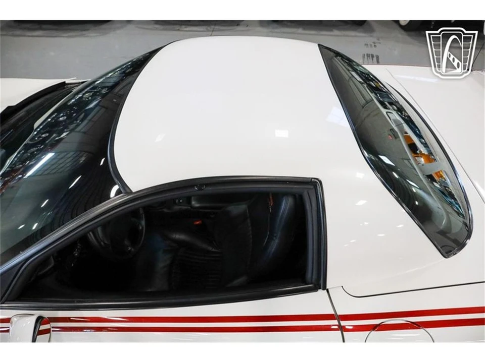 2002 Chevrolet Corvette C5 - Image 14 of 31