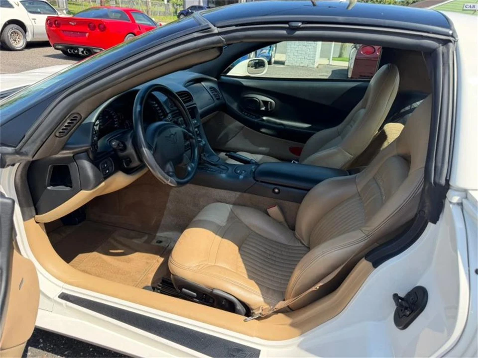 2002 Chevrolet Corvette C5 - Image 15 of 31