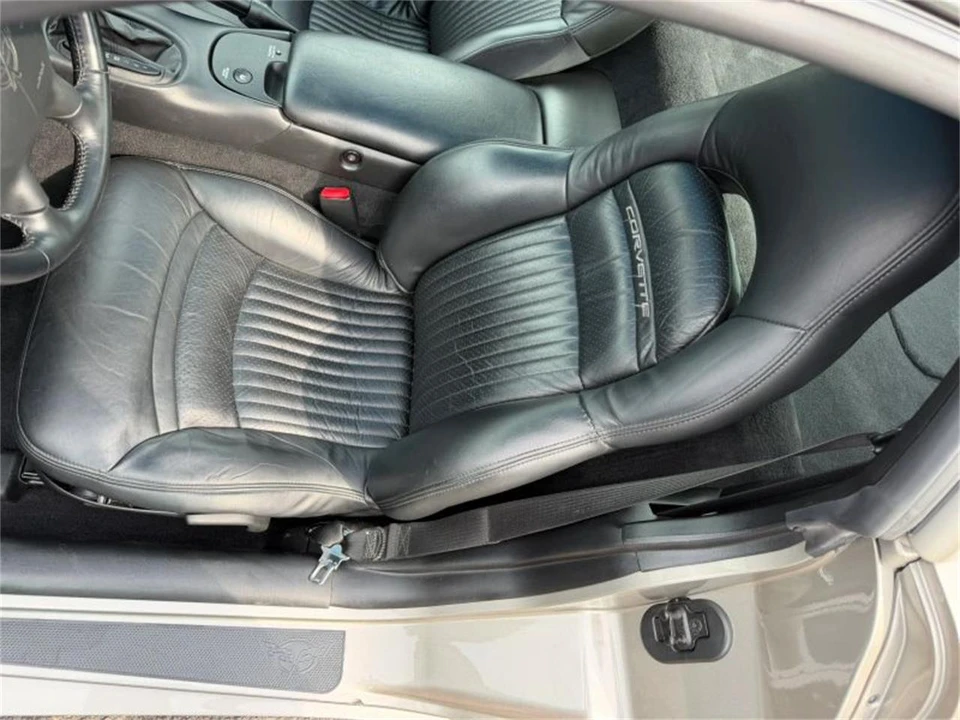 2002 Chevrolet Corvette C5 - Image 19 of 31