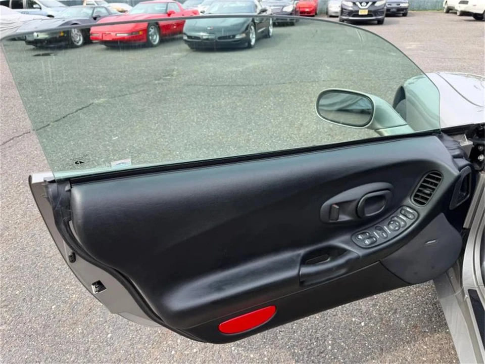 2002 Chevrolet Corvette C5 - Image 15 of 31
