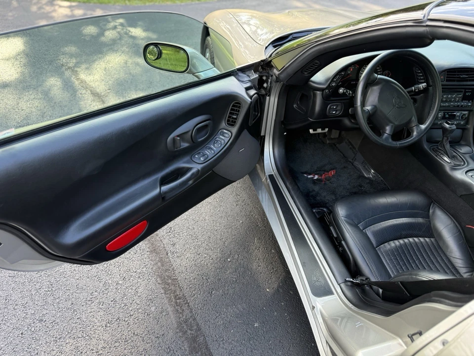 2002 Chevrolet Corvette C5 - Image 12 of 24