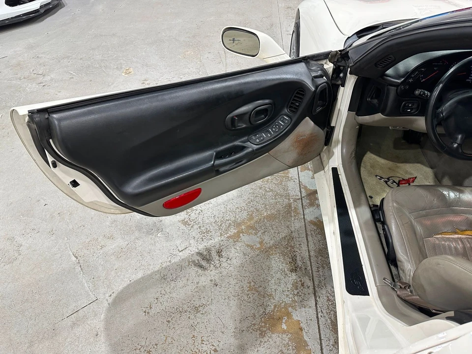 2002 Chevrolet Corvette C5 - Image 11 of 21