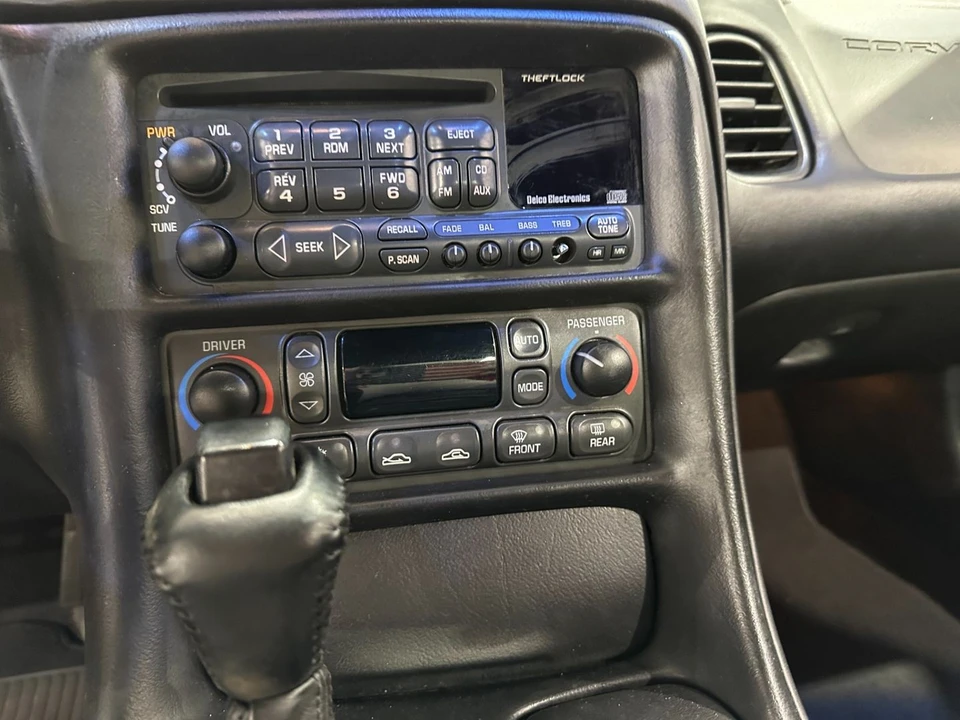 2002 Chevrolet Corvette C5 - Image 16 of 21