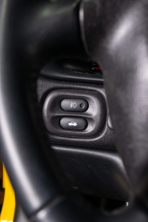 2002 Chevrolet Corvette C5 - Image 25 of 31