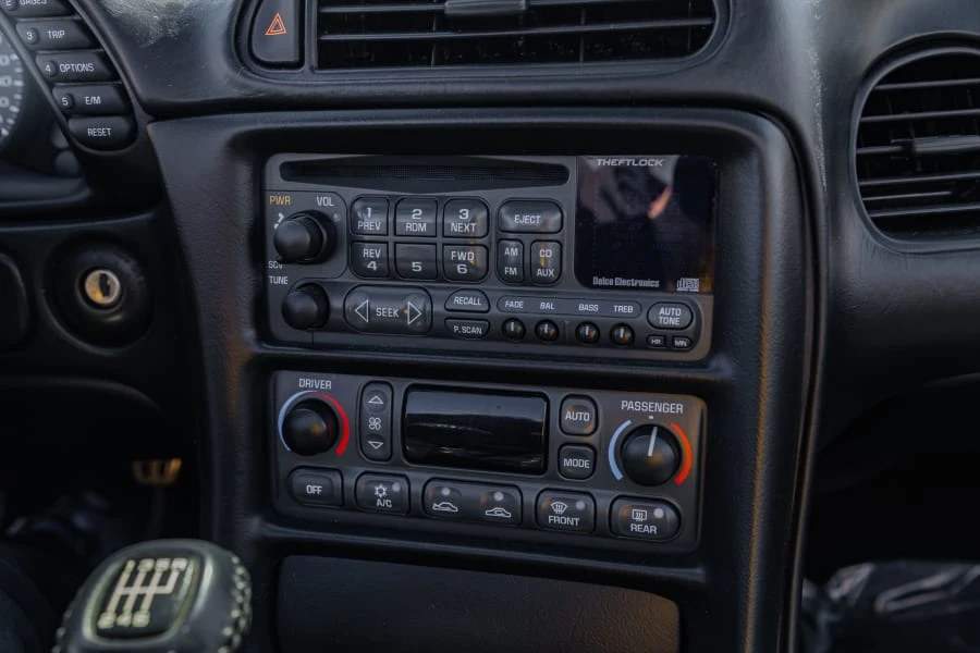 2002 Chevrolet Corvette C5 - Image 25 of 31