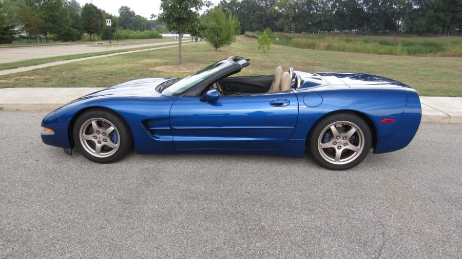 2002 Chevrolet Corvette C5 - Image 2 of 10
