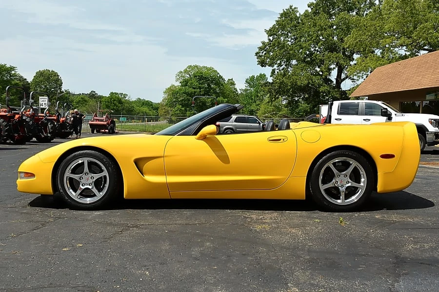 2002 Chevrolet Corvette C5 - Image 2 of 19