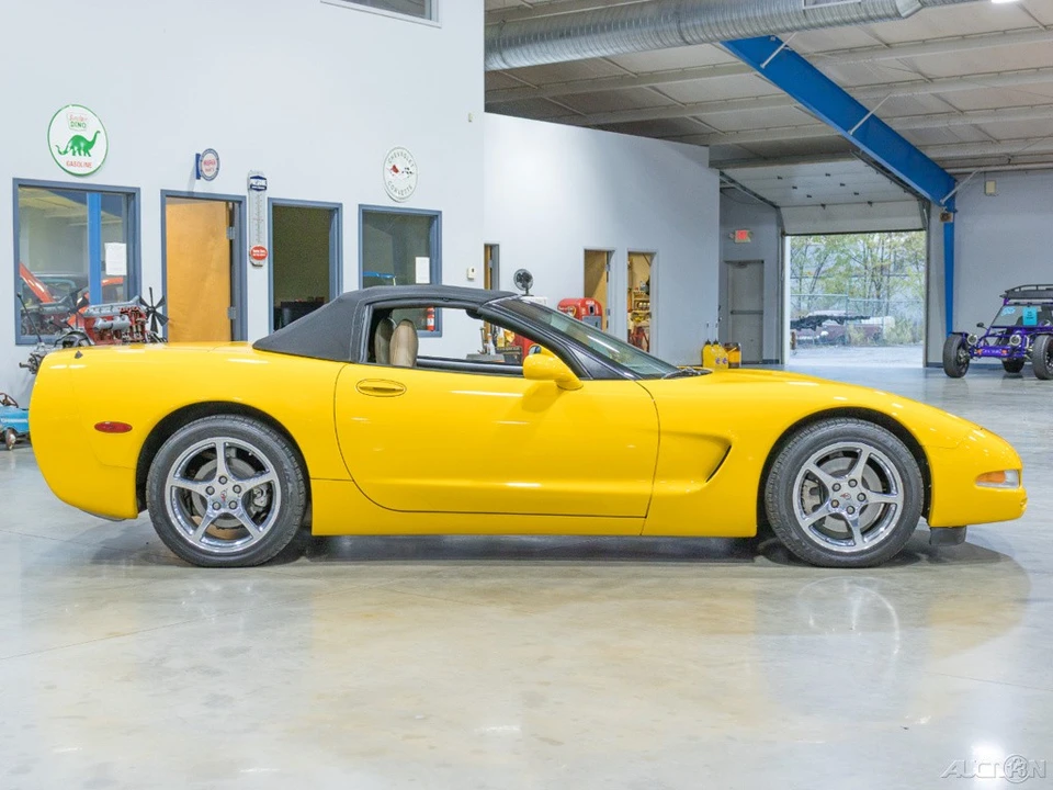 2002 Chevrolet Corvette C5 - Image 16 of 21