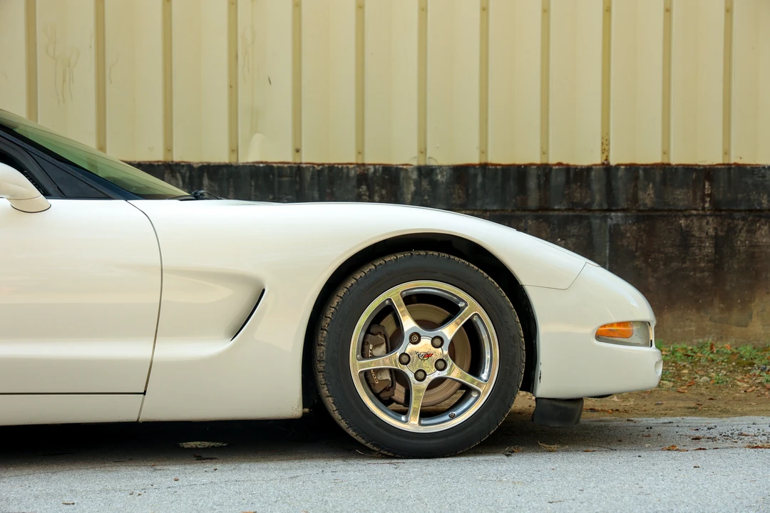 2002 Chevrolet Corvette C5 - Image 4 of 31