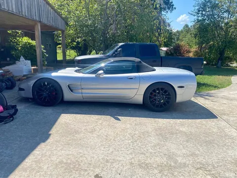 2002 Chevrolet Corvette Convertible 2D