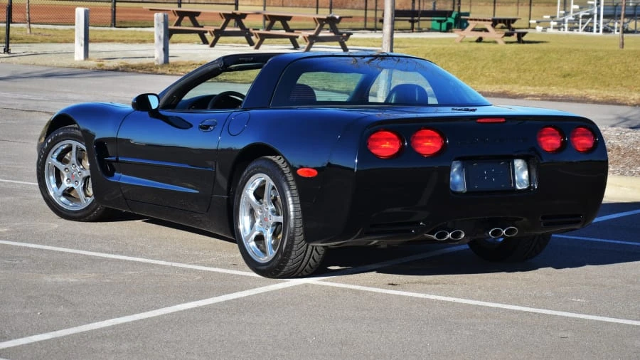 2002 Chevrolet Corvette C5 - Image 2 of 7