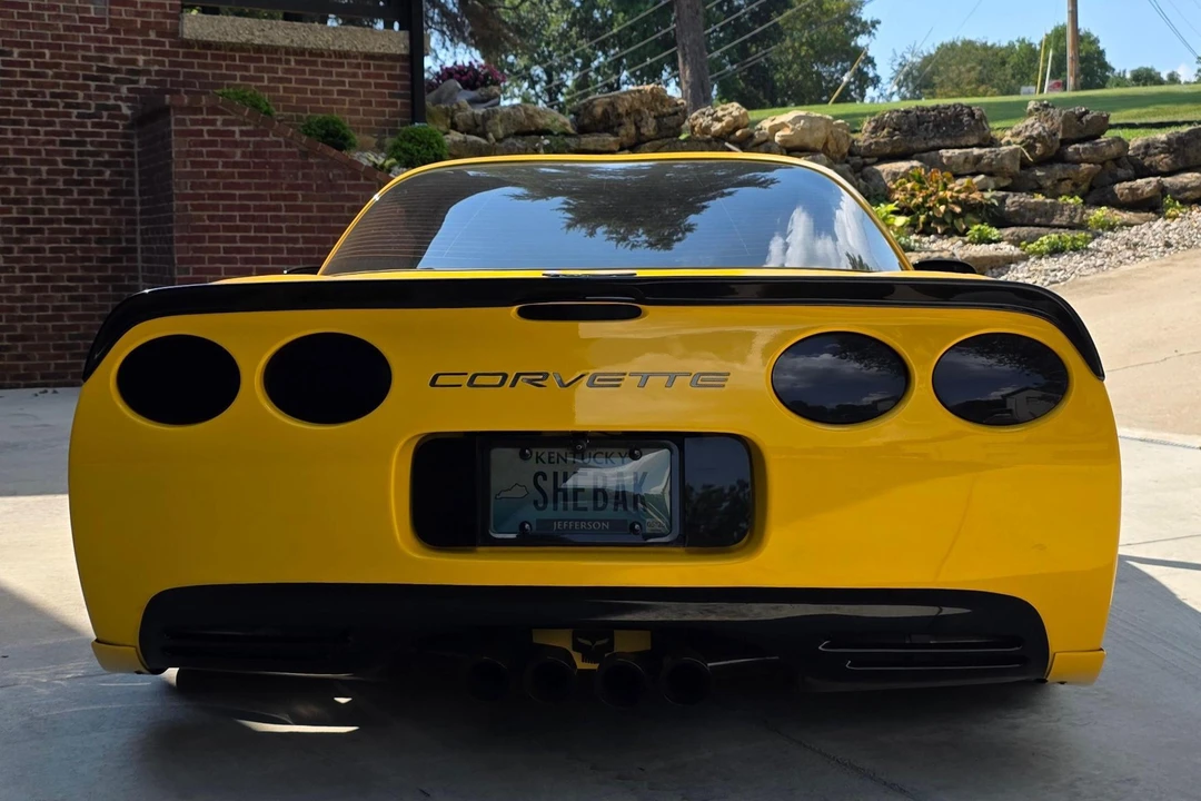 2002 Chevrolet Corvette - Image 5 of 31