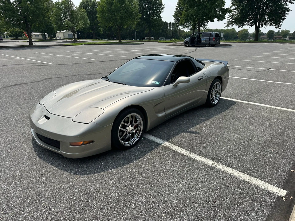 2002 Chevrolet Corvette - Image 6 of 31
