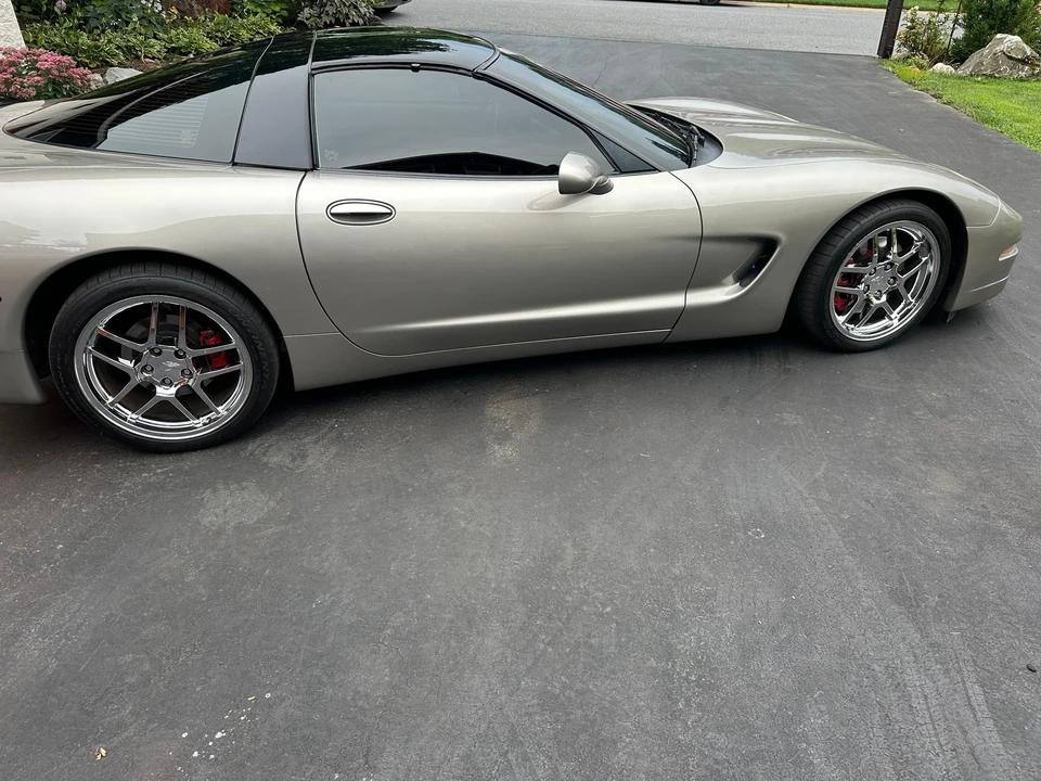 2002 Chevrolet Corvette - Image 28 of 31