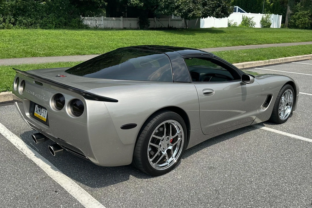2002 Chevrolet Corvette - Image 4 of 31