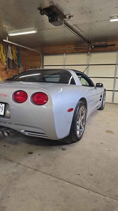 2002 Chevrolet Corvette C5 - Image 2 of 3
