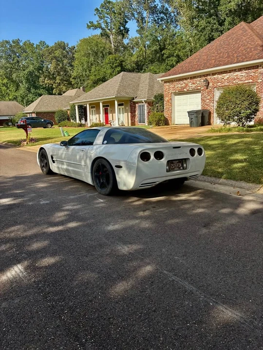 2002 Chevrolet Corvette C5 - Image 2 of 14