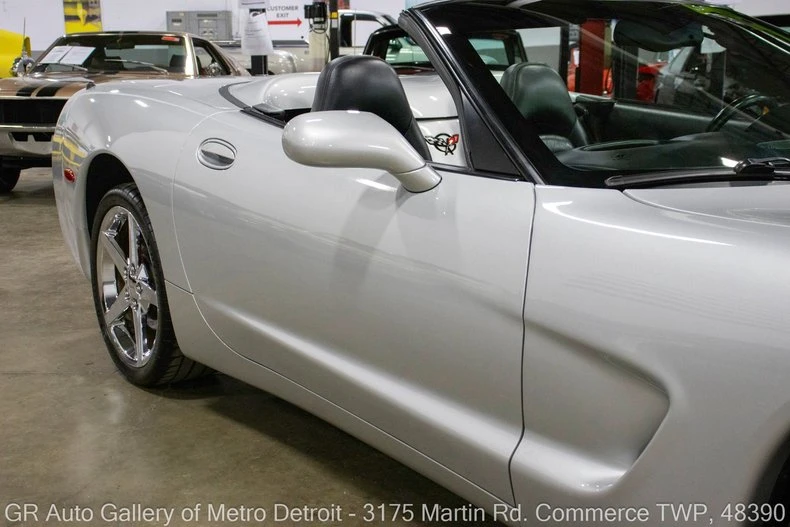 2002 Chevrolet Corvette C5 - Image 25 of 31