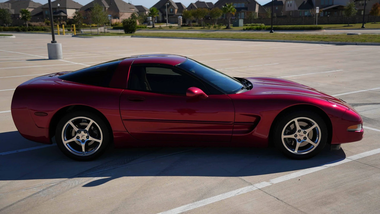 2002 Chevrolet Corvette C5 - Image 4 of 31