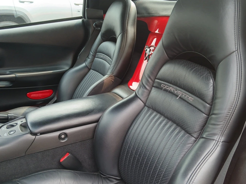 2002 Chevrolet Corvette C5 - Image 14 of 19