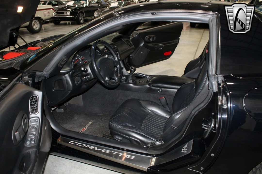 2002 Chevrolet Corvette C5 Z06 - Image 8 of 12