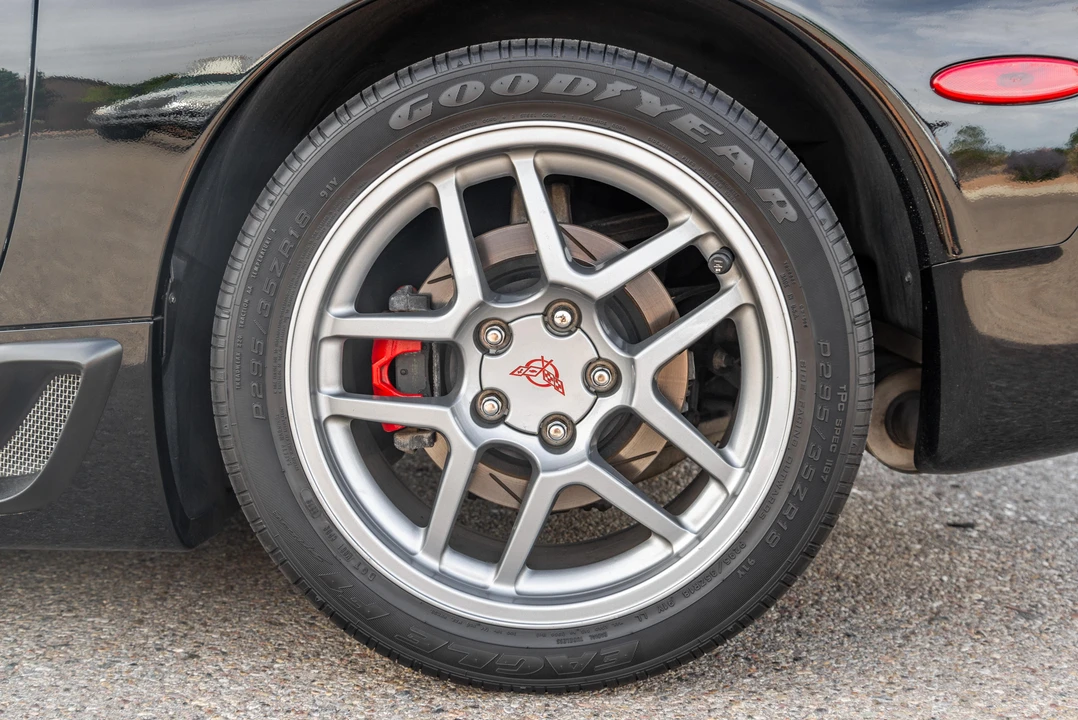 2002 Chevrolet Corvette C5 Z06 - Image 14 of 31