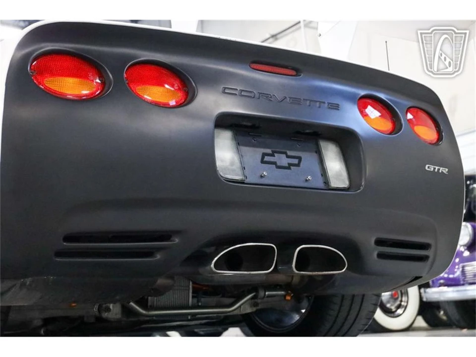 2002 Chevrolet Corvette C5 Z06 - Image 9 of 31