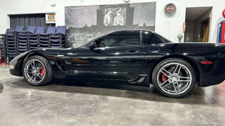 2002 Chevrolet Corvette C5 Z06 - Image 7 of 25