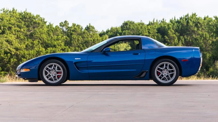 2002 Chevrolet Corvette C5 Z06 - Image 2 of 12