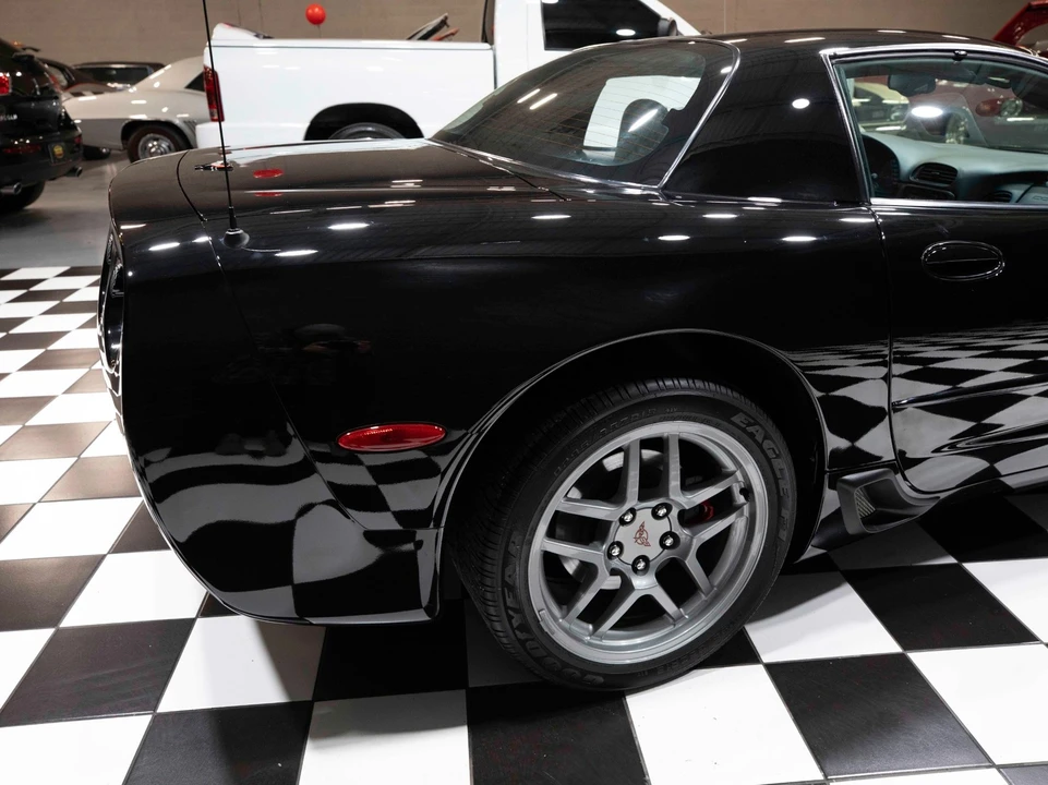 2002 Chevrolet Corvette C5 Z06 - Image 16 of 31