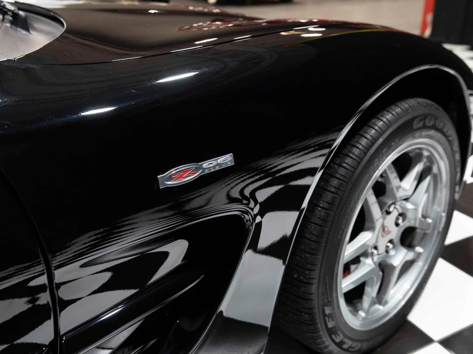 2002 Chevrolet Corvette C5 Z06 - Image 14 of 31