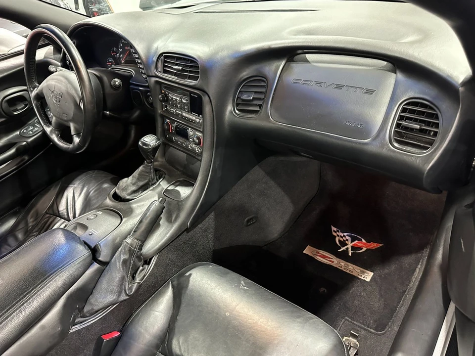 2002 Chevrolet - Image 11 of 11