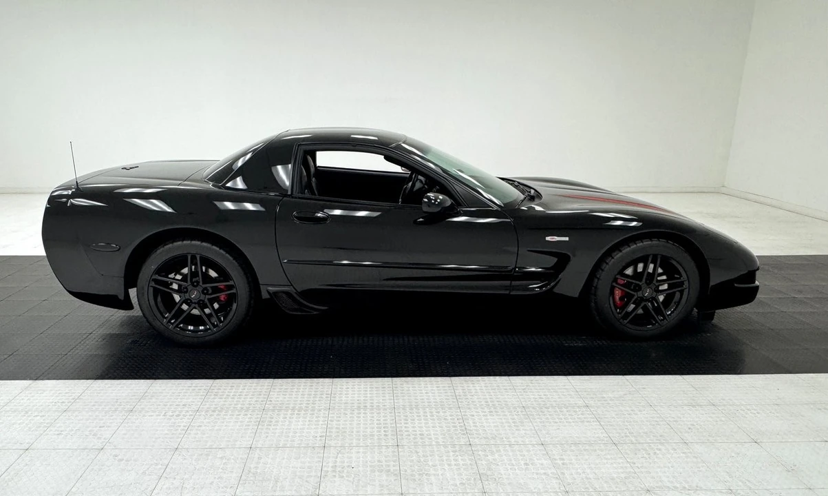 2002 Chevrolet Corvette C5 Z06 - Image 6 of 12
