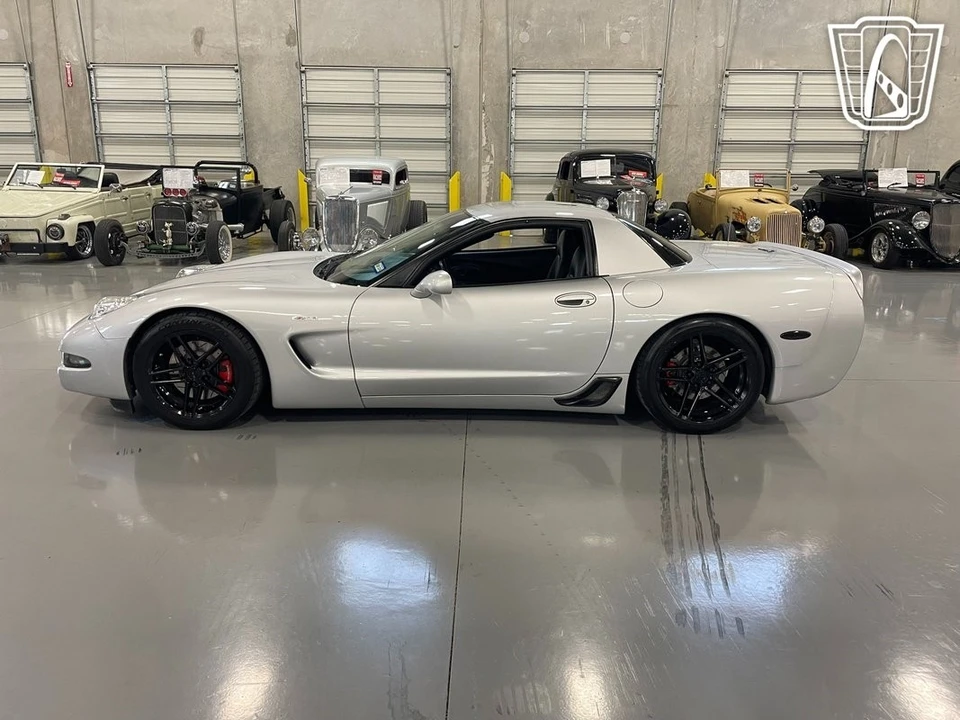 2002 Chevrolet Corvette C5 Z06 - Image 8 of 12