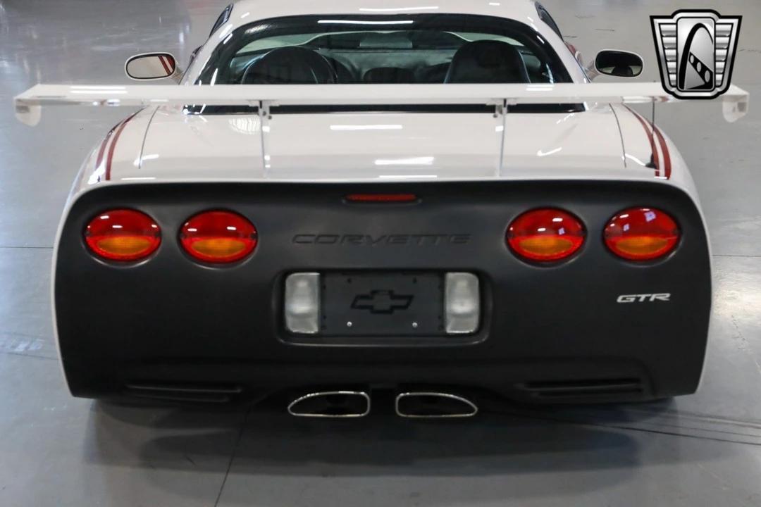 2002 Chevrolet Corvette C5 Z06 - Image 8 of 12