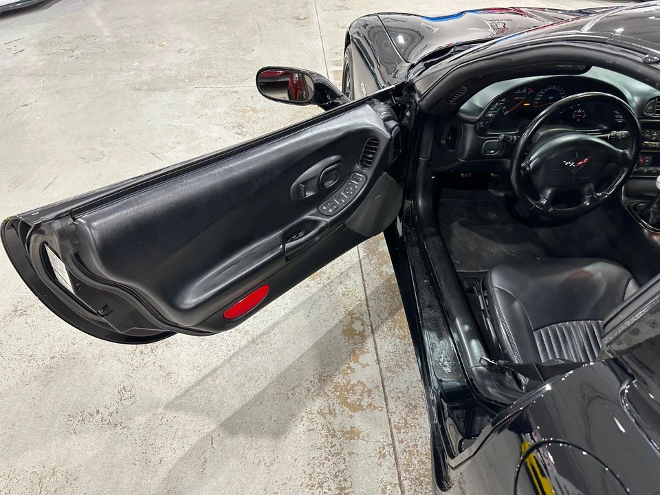 2002 Chevrolet Corvette C5 Z06 - Image 16 of 21