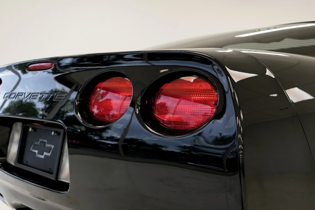2002 Chevrolet Corvette C5 - Image 5 of 24