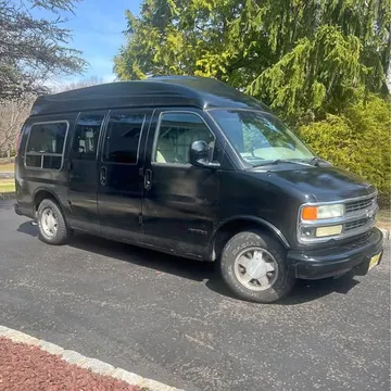 2002 Chevrolet Express 1500 Passenger Van