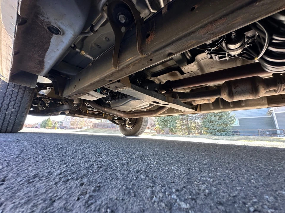 2002 Chevrolet Express - Image 16 of 21