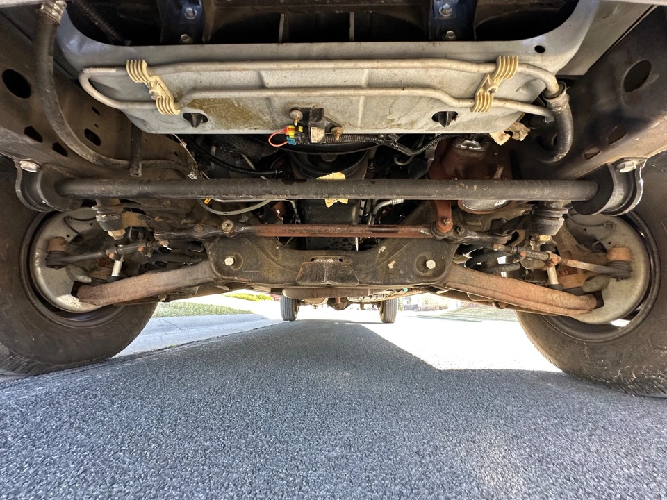 2002 Chevrolet Express - Image 17 of 21