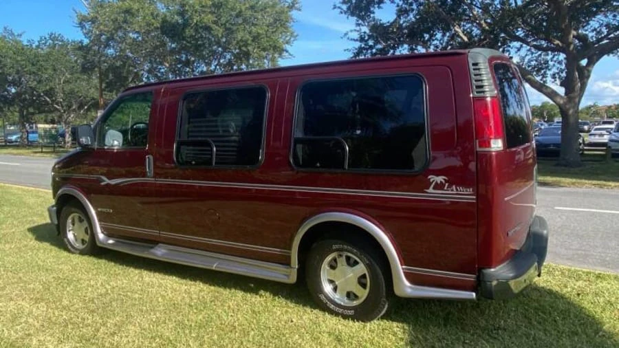 2002 Chevrolet Express - Image 15 of 16