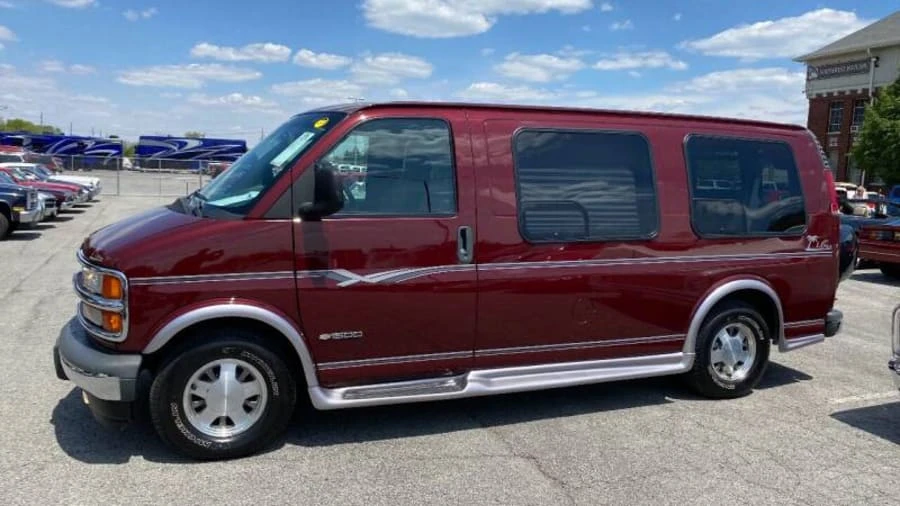 2002 Chevrolet Express - Image 14 of 16