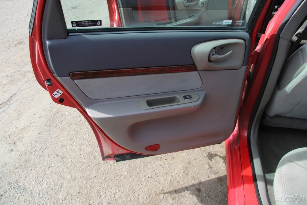 2002 Chevrolet Impala 8th Gen - Image 19 of 21