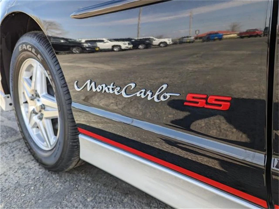 2002 Chevrolet Monte Carlo 6th Gen - Image 15 of 31